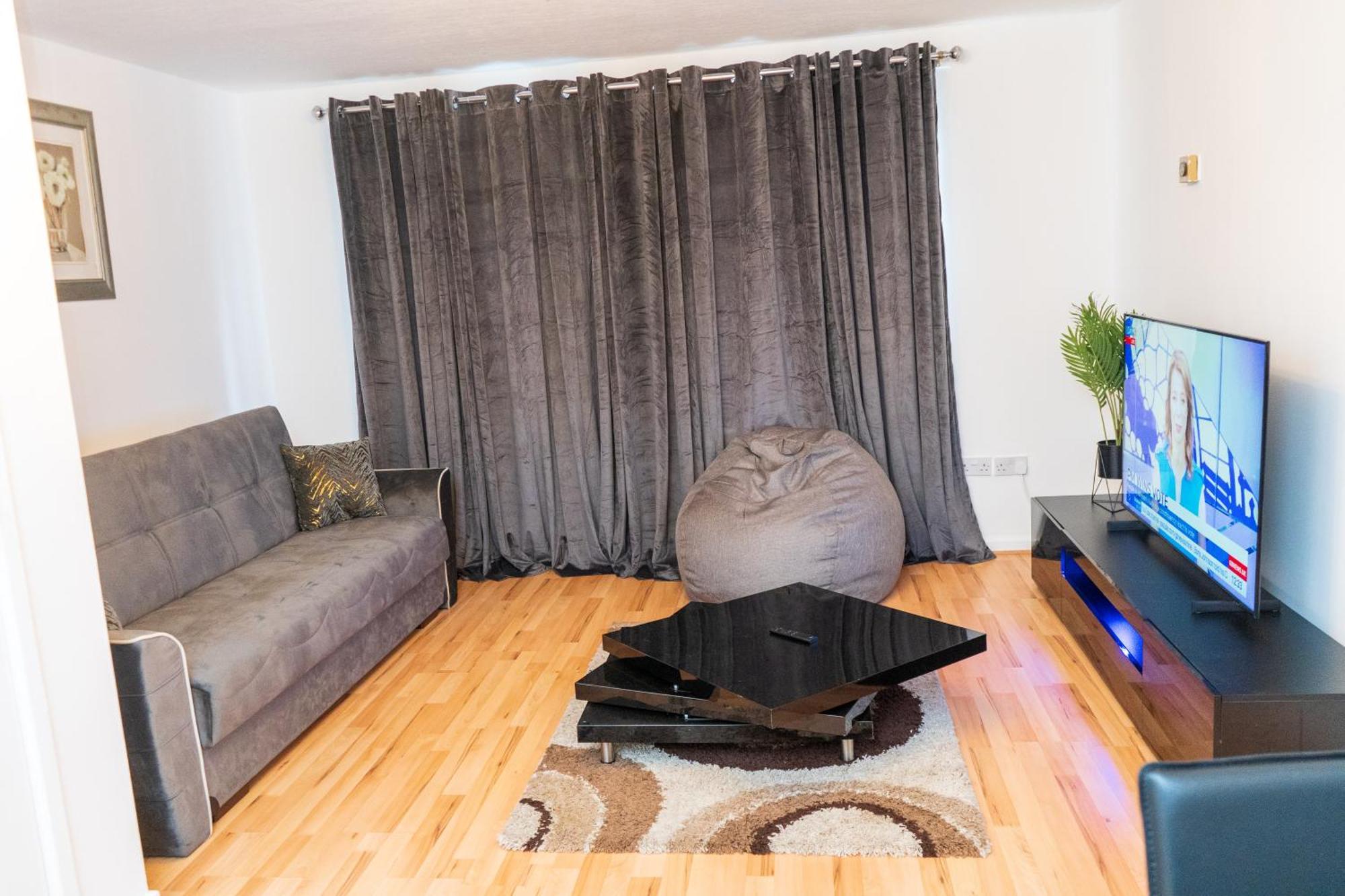 Cosy 2 Bed With Parking Near Piccadilly, Etihad Stadium And Coop Live Sleeps Up To 5 Villa Manchester Exteriör bild